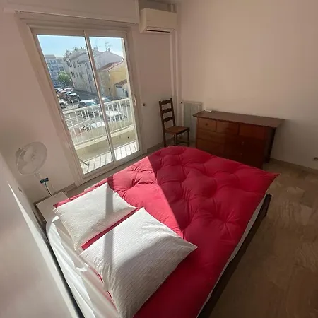 2 Pieces Bord De Mer A Proximite Nice, Antibes Et Monaco, 4 Personnes A De Cagnes Sur Mer Cros-de-Cagnes