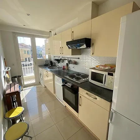 Apartman 2 Pieces Bord De Mer A Proximite Nice, Antibes Et Monaco, 4 Personnes A De Cagnes Sur Mer